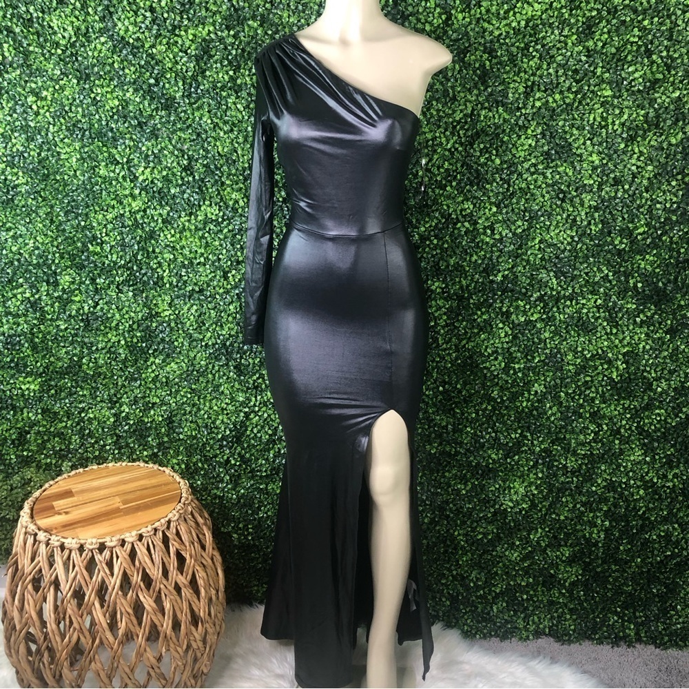 Black Faux leather one‎ sleeve mermaid dress